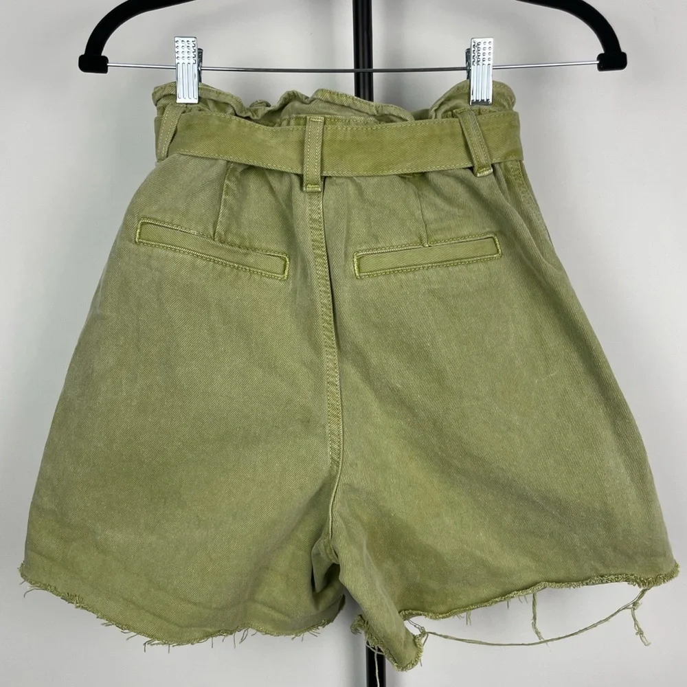 Zara Green Denim Baggy‎ Paperbag Raw Hem Shorts with Belt
